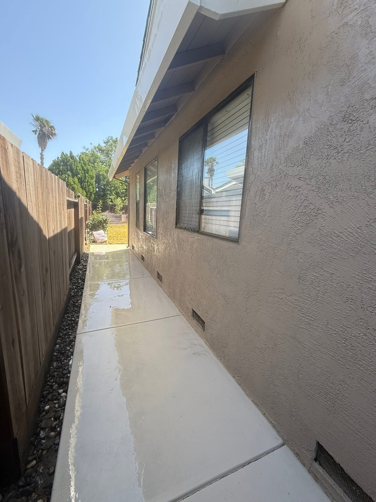 Side walkway after pressure washing