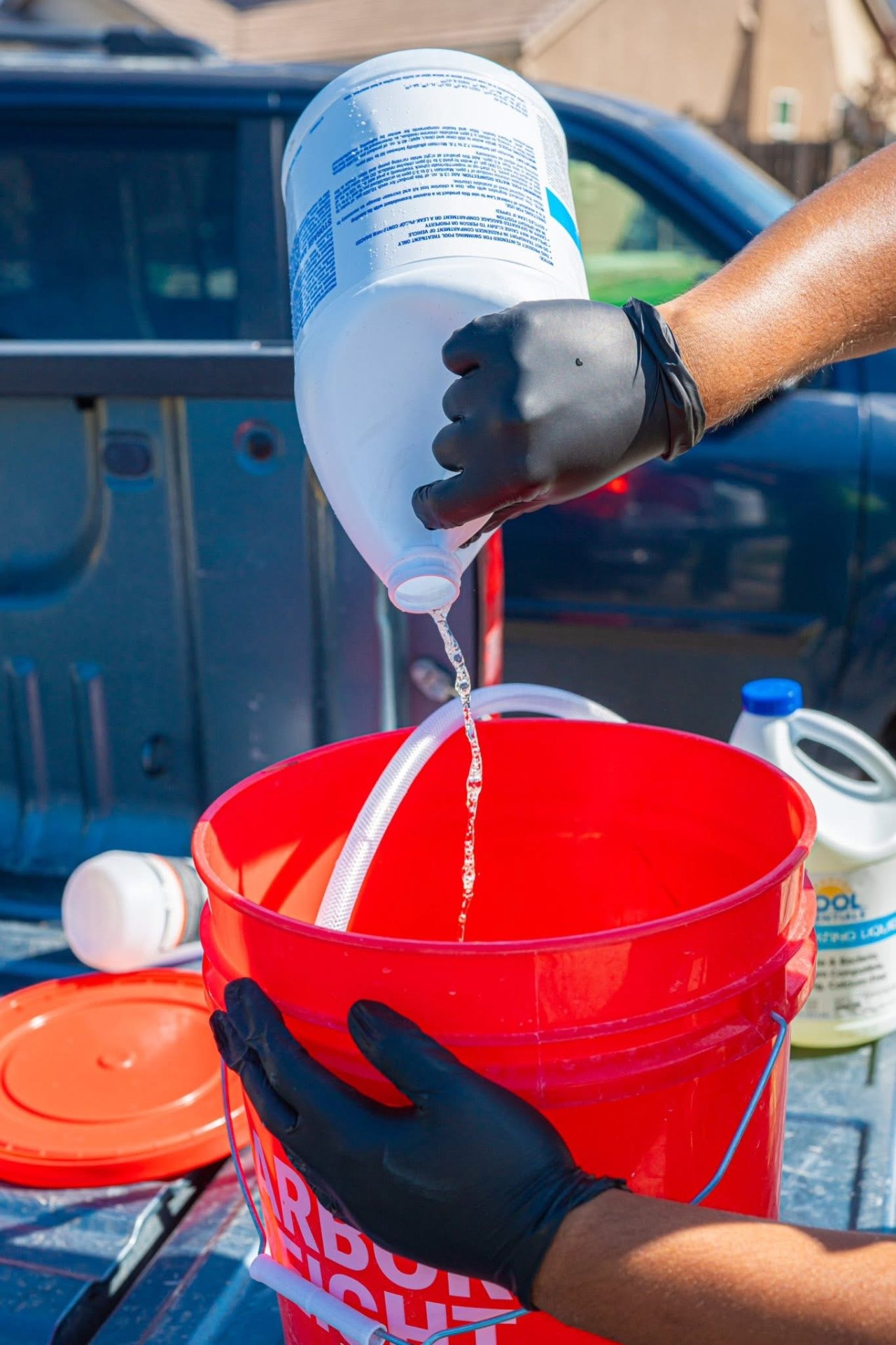 Cleaning trash bins with pro-grade tools